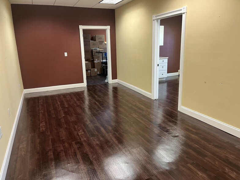 335 Broad St, Clifton, NJ for lease - Building Photo - Image 2 of 14