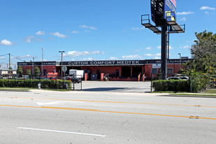 Forsyth Road Warehouse - Warehouse