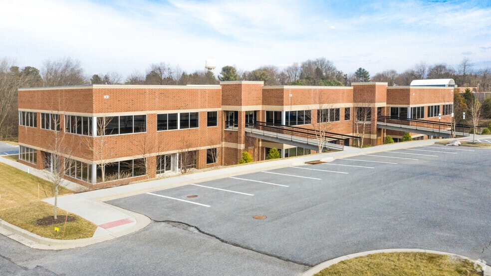 118 Westminster Pike, Reisterstown, MD à louer - Photo du bâtiment - Image 2 de 4