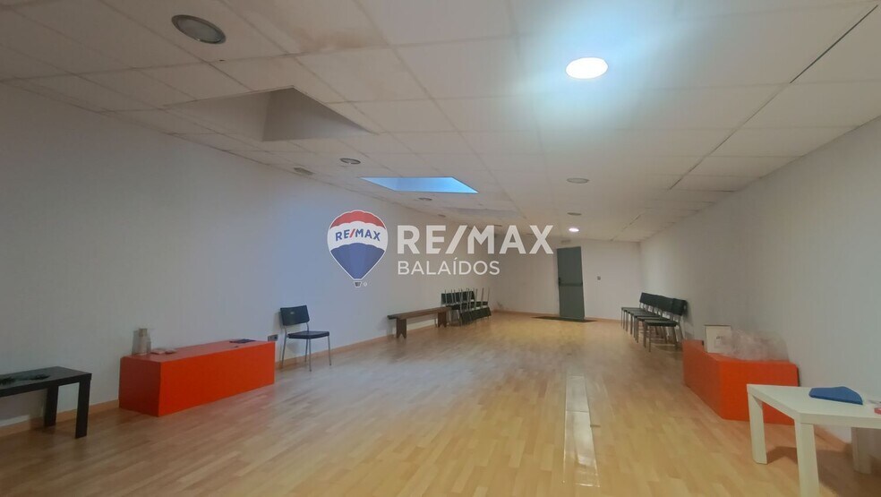 Retail in Vigo, Pontevedra for sale - Interior Photo - Image 2 of 16