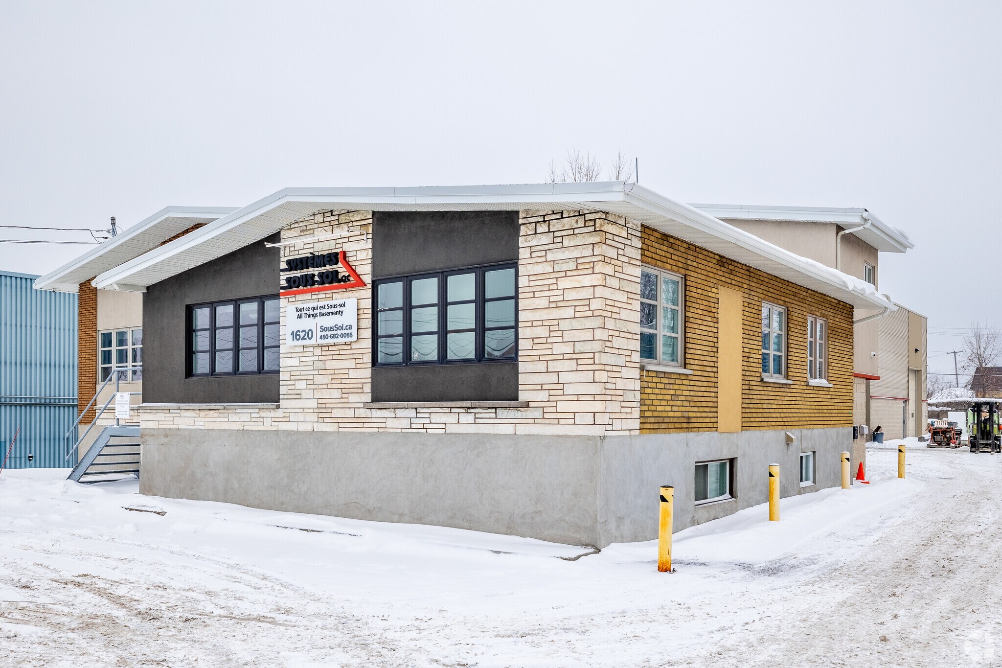 1620-1626 Boul Saint-Elzéar O, Laval, QC for sale Building Photo- Image 1 of 8