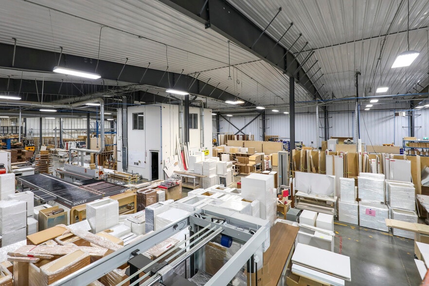 1500 Springhill Rd, Parksville, BC for sale - Interior Photo - Image 2 of 11