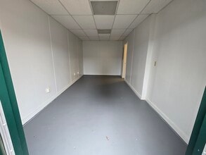 4015 Belt Line Rd, Addison, TX à louer Photo intérieure- Image 2 de 6