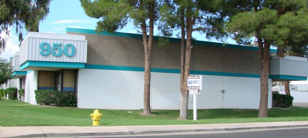 950 W Birchwood Ave, Mesa, AZ à louer Photo du bâtiment- Image 1 de 6