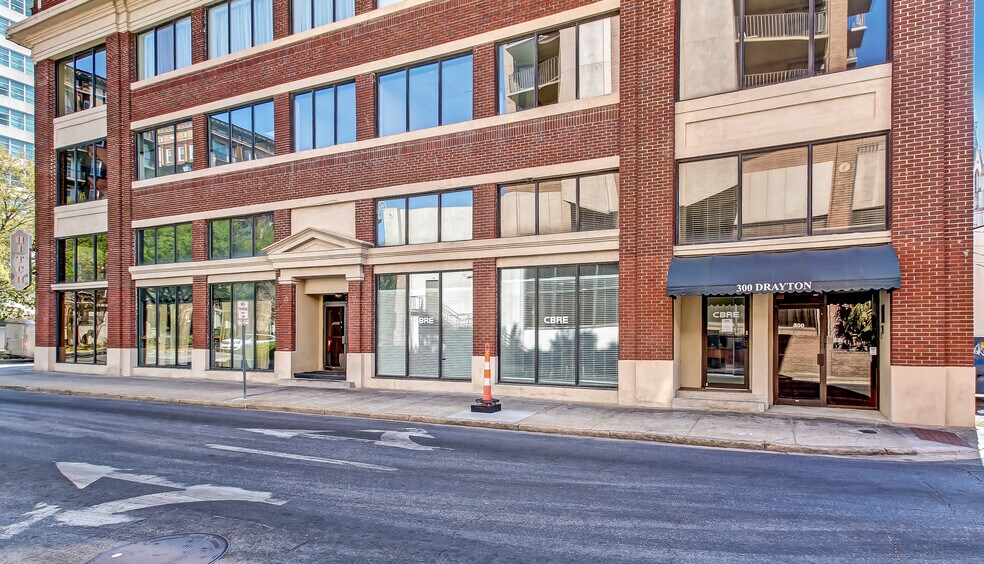 300 Drayton St, Savannah, GA à vendre - Photo du bâtiment - Image 3 de 25