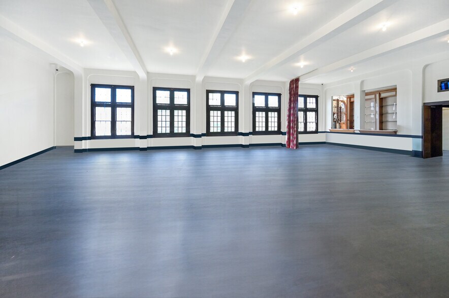 5 Prospect St, Little Falls, NY à vendre - Photo du bâtiment - Image 3 de 53