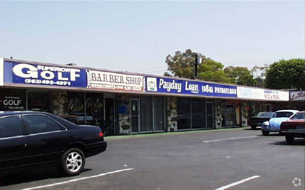 3251-3273 Katella Ave, Los Alamitos, CA à louer - Photo du bâtiment - Image 3 de 8