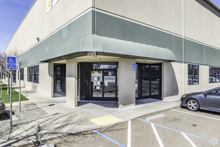 12745 Earhart Ave, Auburn, CA for lease - Building Photo - Image 3 of 7