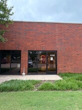 2170 Business Center Dr, Memphis, TN for lease Building Photo- Image 1 of 10