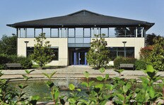 Industrial in Trappes for lease Building Photo- Image 1 of 5