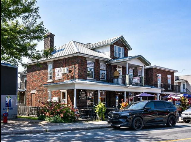 1710-1734 Av Bourgogne, Chambly, QC à vendre Photo principale- Image 1 de 10