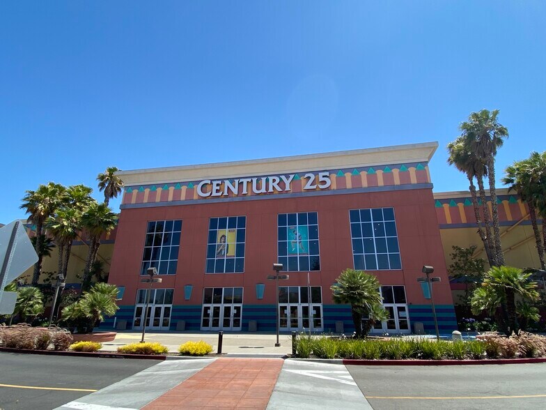 32040-32100 Union Landing Dr, Union City, CA à louer - Photo du bâtiment - Image 3 de 8