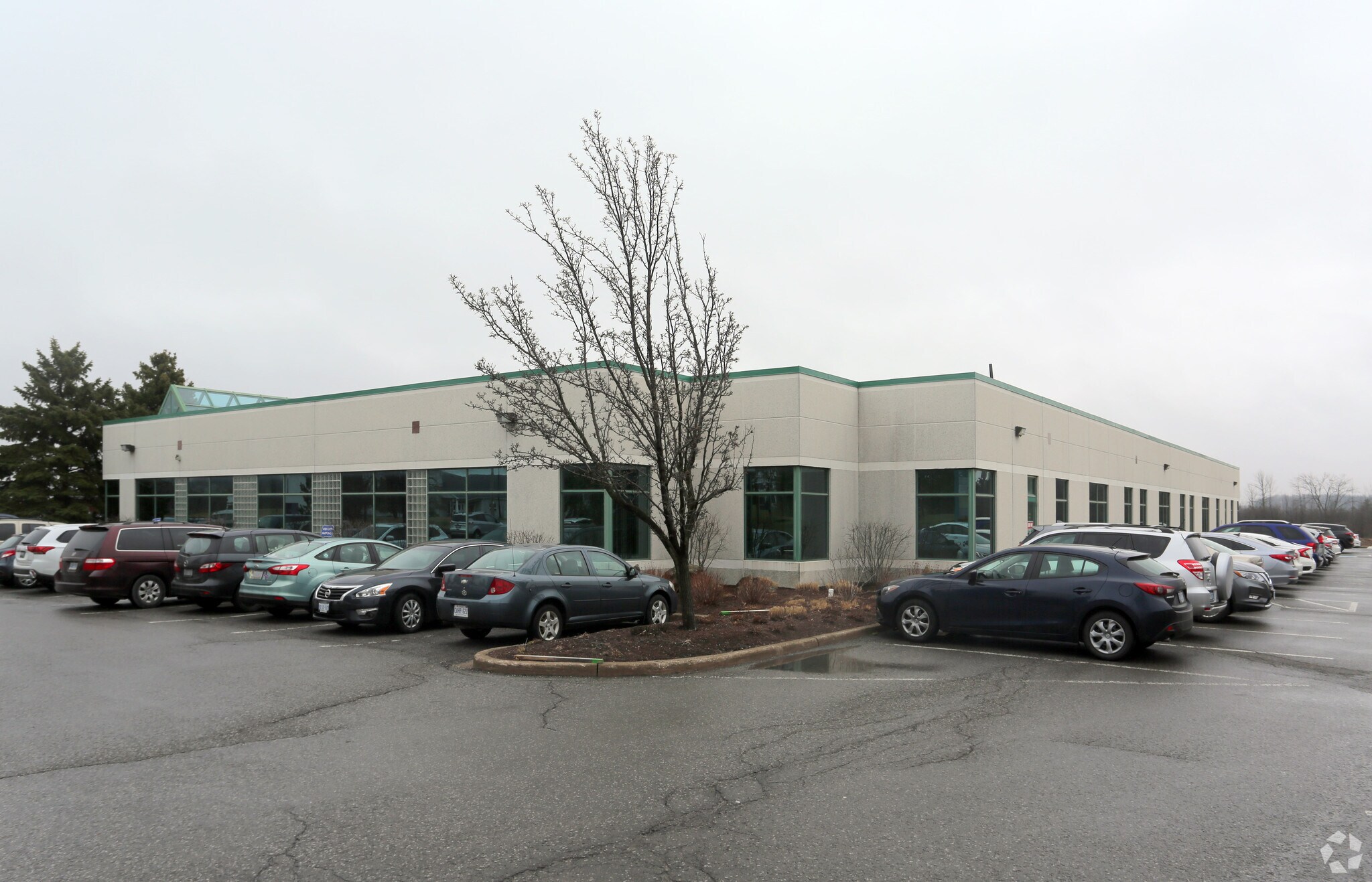 3340 Schmon Pky, Thorold, ON for sale Primary Photo- Image 1 of 1