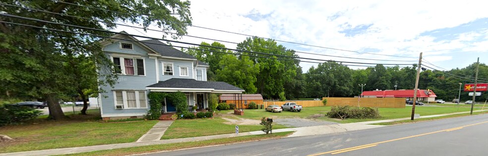 222 S Main St, Bishopville, SC à vendre - Photo du bâtiment - Image 2 de 5