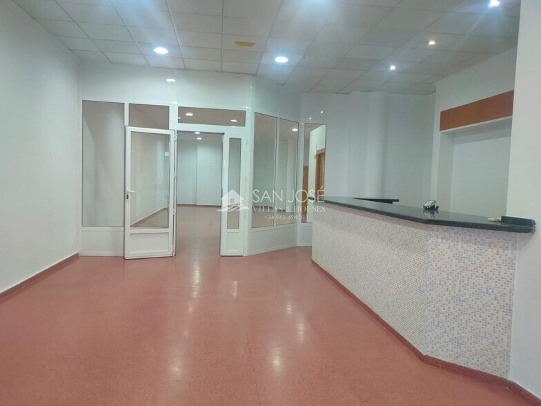 Commerce de détail dans Aspe, Alicante à vendre - Photo du bâtiment - Image 1 de 15