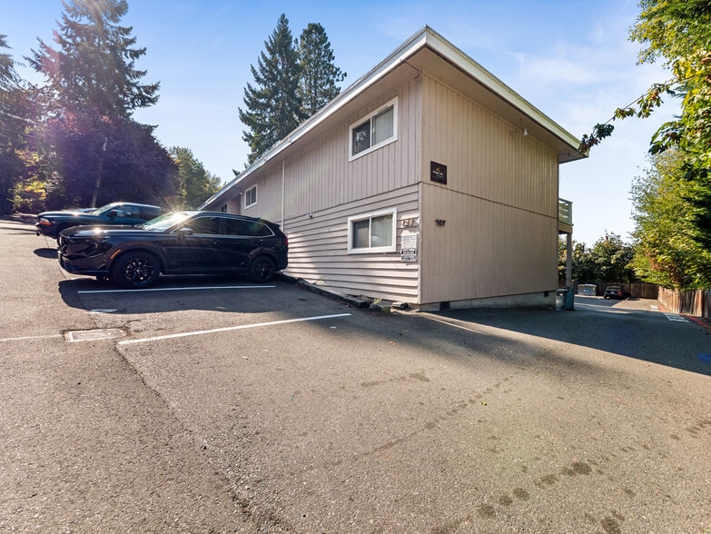 127 Kensington Ave S, Kent, WA for sale - Building Photo - Image 2 of 20