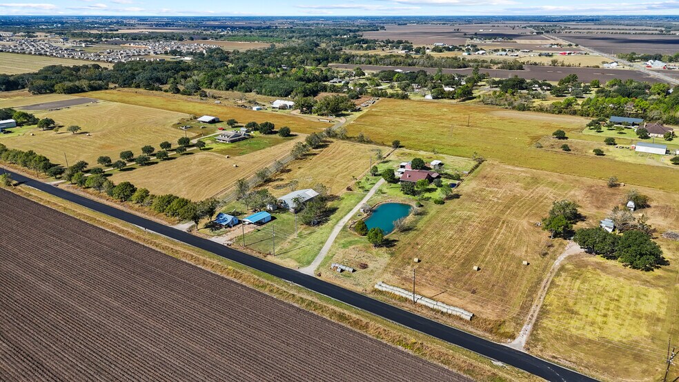 6710 Boothline Rd, Richmond, TX à vendre - Photo du bâtiment - Image 3 de 48