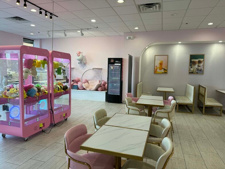 3630 Peachtree Pky, Suwanee, GA à louer - Photo du bâtiment - Image 2 de 7