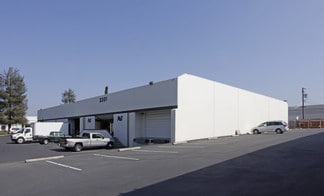 Plus de détails pour 750-770 Nuttman St, Santa Clara, CA - Industriel à louer