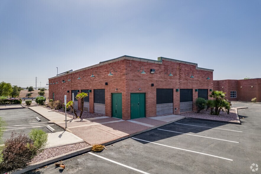 2710-2734 W Bell Rd, Phoenix, AZ à louer - Photo du bâtiment - Image 2 de 17