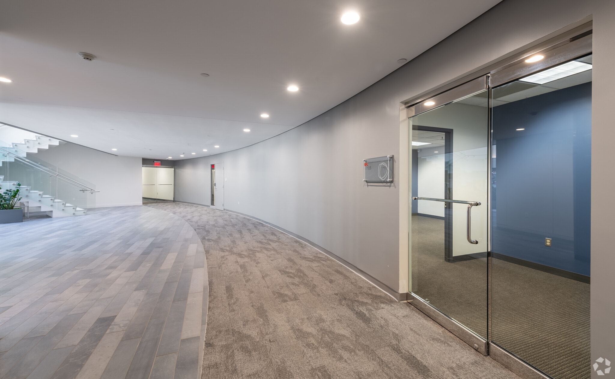 1 Tech Dr, Andover, MA à louer Photo intérieure- Image 1 de 6