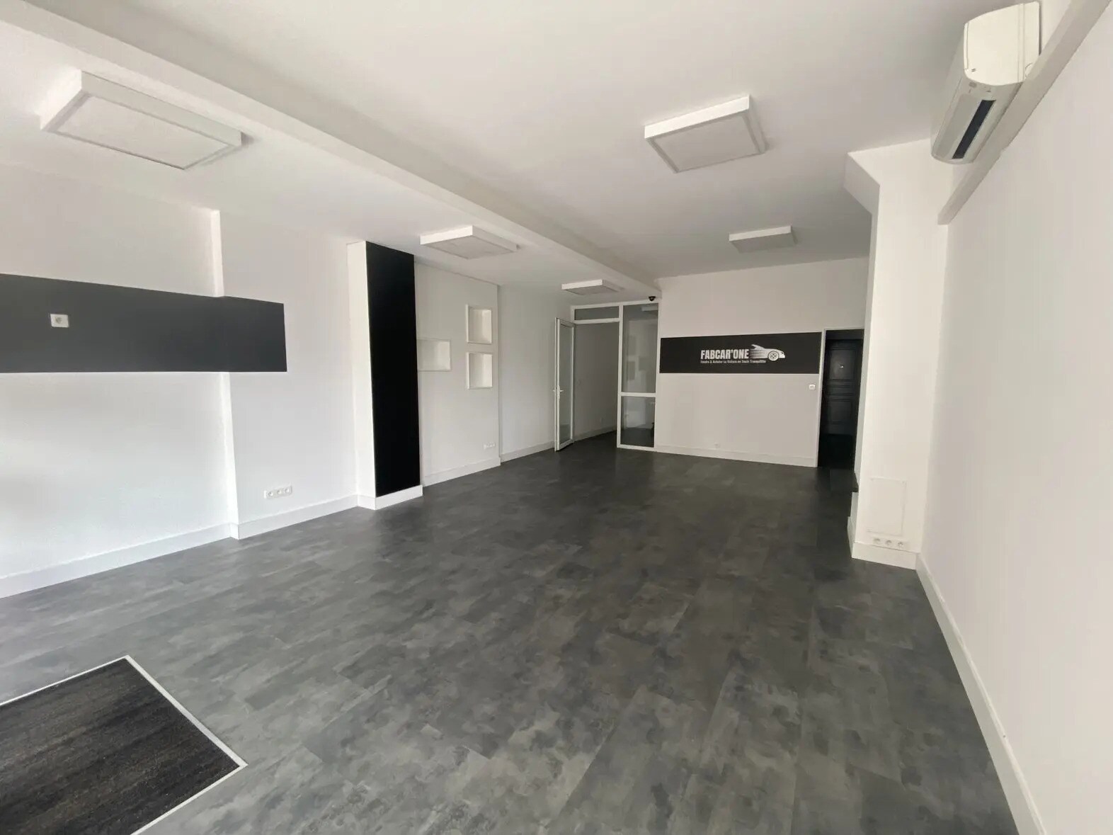 28 Rue Gustave Desplaces, Aix-en-Provence for lease Building Photo- Image 1 of 10