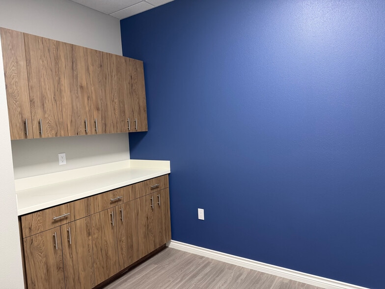 8501 Wade Blvd, Frisco, TX à louer - Photo du bâtiment - Image 3 de 22