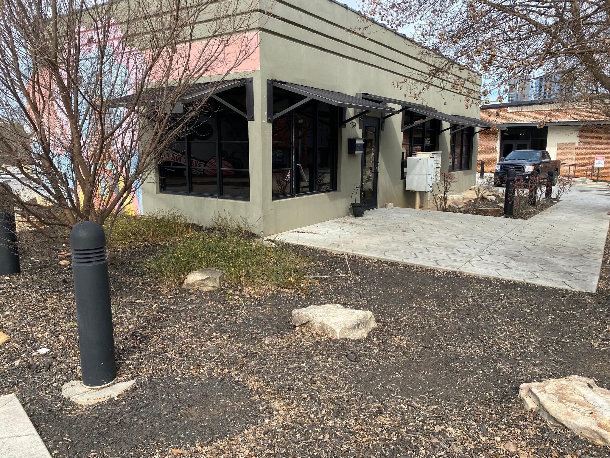 159 SW Walker St, Atlanta, GA for lease Building Photo- Image 1 of 3