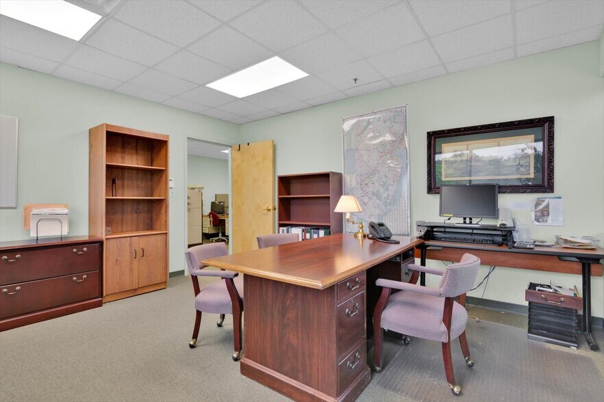 300 Harper Dr, Moorestown, NJ à vendre - Photo intérieure - Image 3 de 24