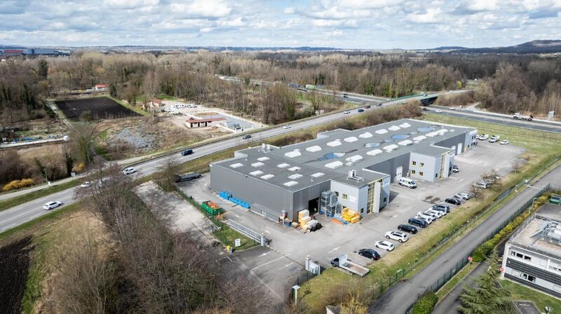 Flex in La Verpillière for lease - Aerial - Image 1 of 5