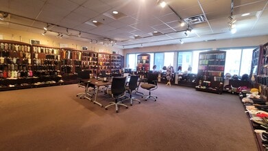 8340-8370 Labarre, Montréal, QC for lease Interior Photo- Image 2 of 13
