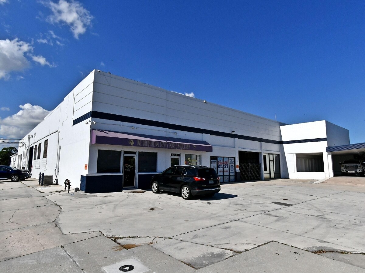 621 S US Highway 1, Fort Pierce, FL à vendre Photo principale- Image 1 de 3