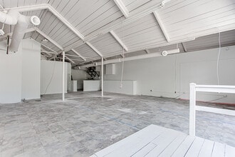 1302 Donnelly Ave, Atlanta, GA for lease Interior Photo- Image 2 of 7