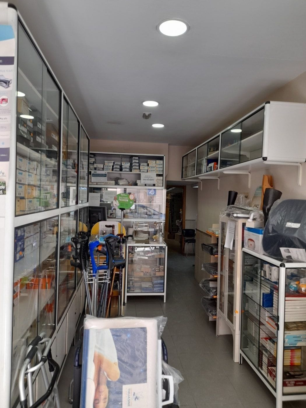 Retail in Cáceres, Cáceres for sale Primary Photo- Image 1 of 6