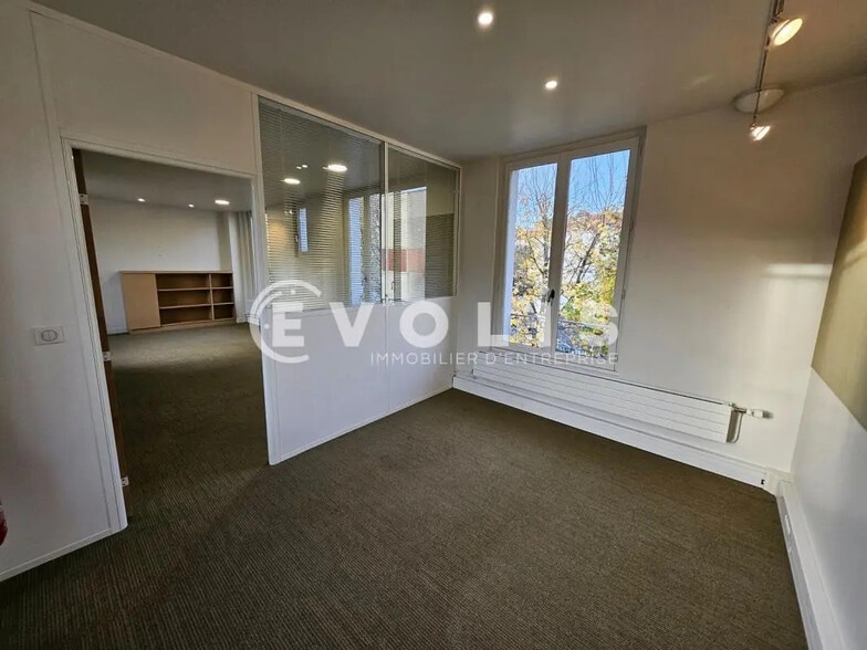 Bureau dans Cachan à louer - Photo intérieure - Image 3 de 22