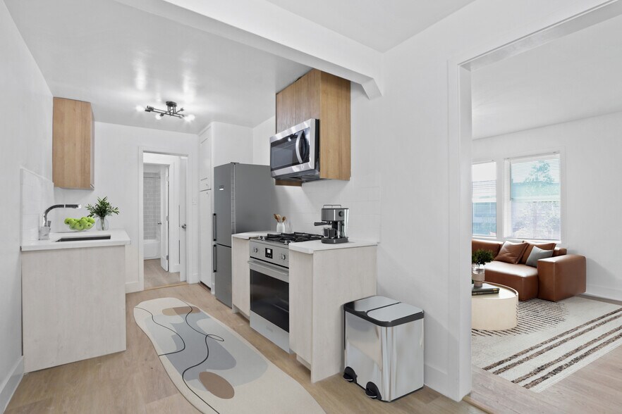 6060-6068 Atlantic Ave, Long Beach, CA à vendre - Photo du bâtiment - Image 2 de 17