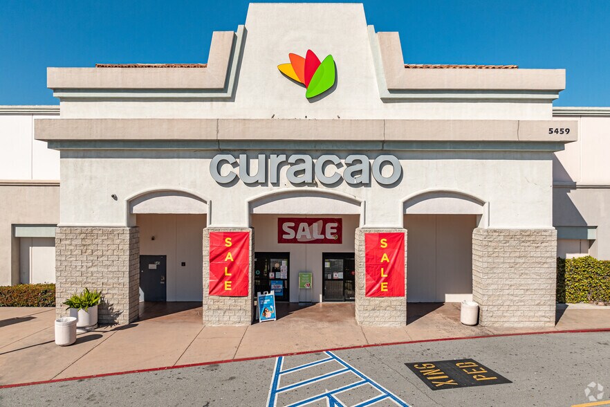 5533-5549 Philadelphia St, Chino, CA for lease - Building Photo - Image 2 of 8