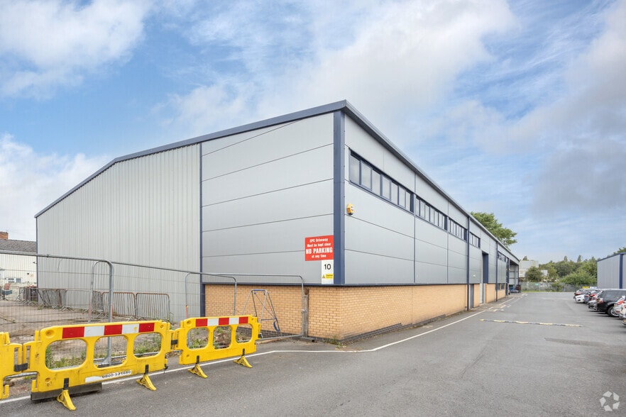 138 Wednesbury Rd, Walsall for lease - Building Photo - Image 1 of 13