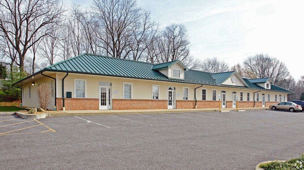 7217-7227 Lancaster Pike, Hockessin, DE à louer - Photo du bâtiment - Image 2 de 3