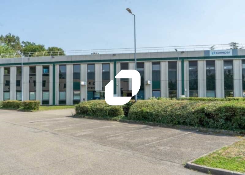 Office in Limonest for lease - Building Photo - Image 2 of 16