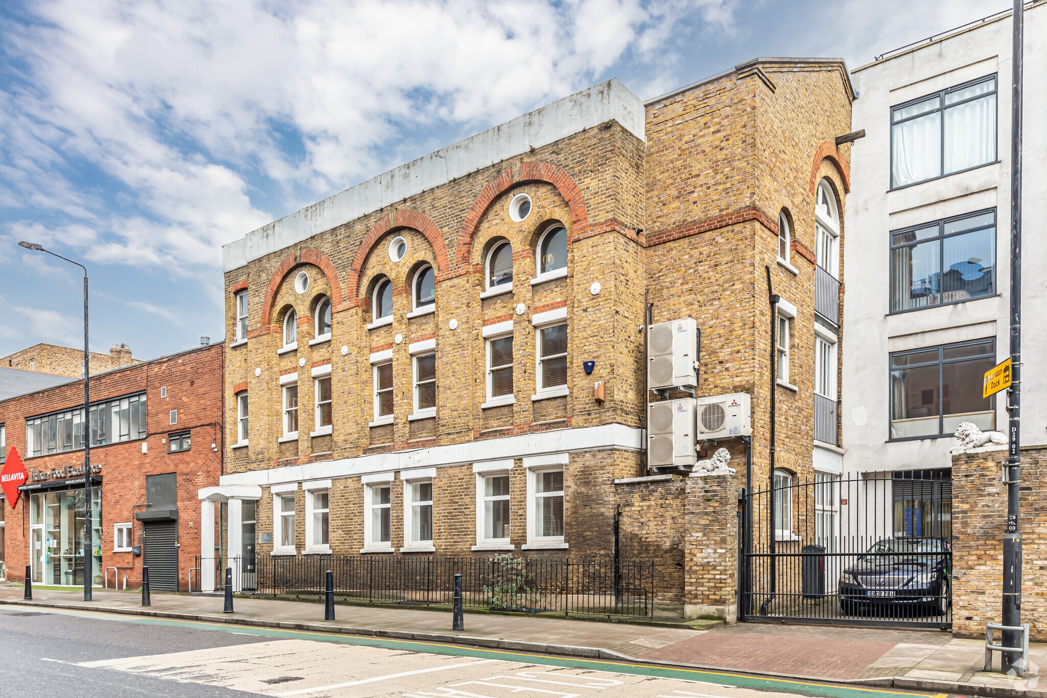13-15 Dock St, London for sale Building Photo- Image 1 of 8