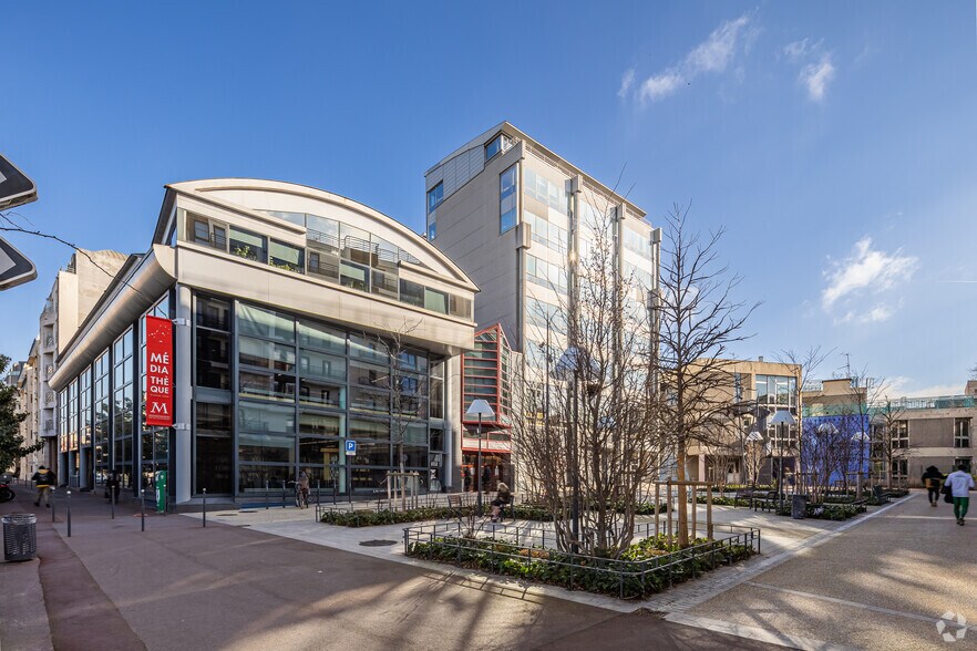 Bureau dans Issy-les-Moulineaux à vendre - Photo principale - Image 1 de 4