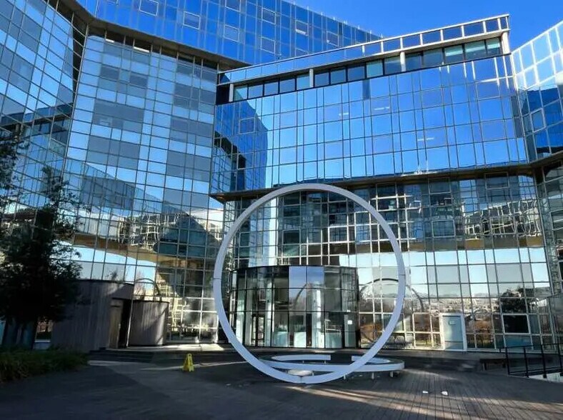 19-25 Rue Leblanc, Paris à louer - Photo du bâtiment - Image 2 de 3