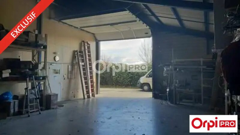 Flex in Valence for sale - Building Photo - Image 3 of 7