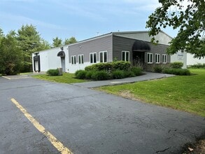 100 Riverside Industrial Pky, Portland, ME à louer Photo intérieure- Image 1 de 3