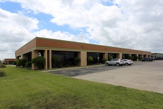 More details for 5541 Bear Ln, Corpus Christi, TX - Flex for Sale