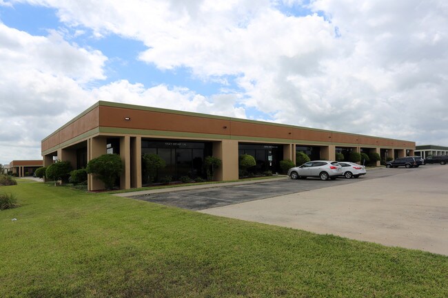 Plus de détails pour 5541 Bear Ln, Corpus Christi, TX - Flex à vendre