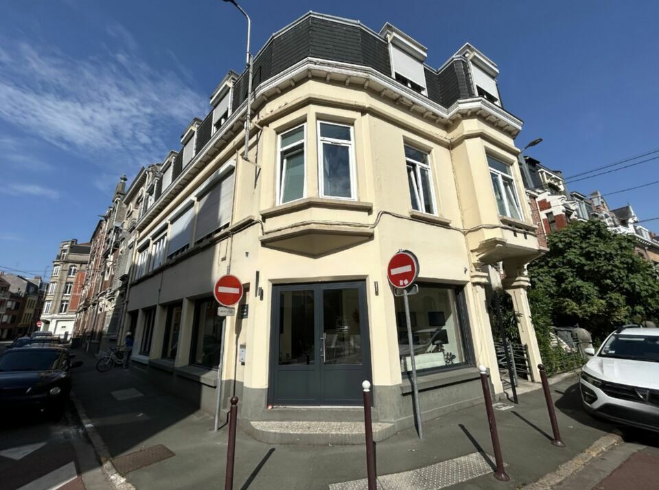Retail in La Madeleine for sale Building Photo- Image 1 of 6