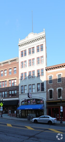 84 N Pearl St, Albany, NY à vendre - Photo principale - Image 1 de 22