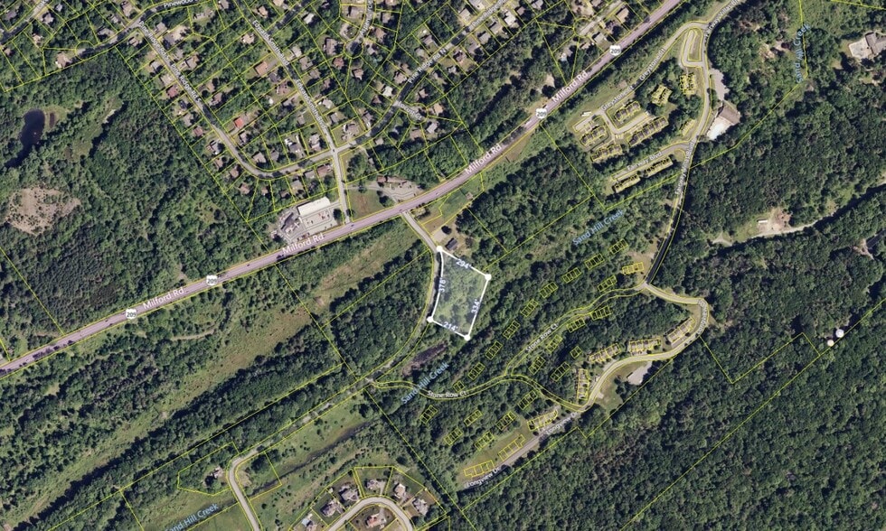 McCole Rd, East Stroudsburg, PA for sale - Building Photo - Image 1 of 1